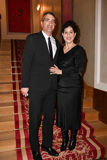 Prof. Yitshak Kreiss und Frau Inbal Kreiss / "Drink, Dance, Donate - A Hot Party in the Snow" zugunsten des Sheba Medical Center im Hotel Carlton in St. Moritz, Schweiz am 17.02.2022 / Foto: BrauerPhotos / S.Brauer